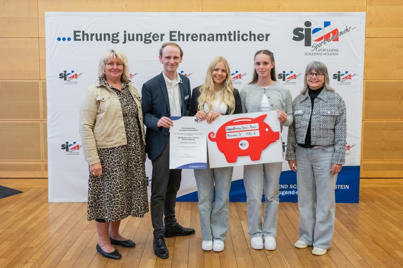 Schwimmteam – Ehrung junger Ehrenamtlicher